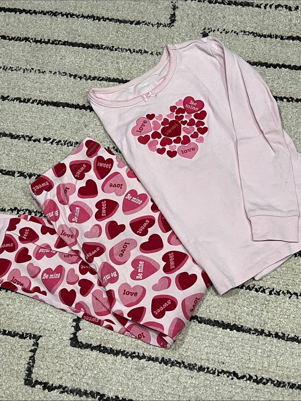 Gymboree valentines pj set